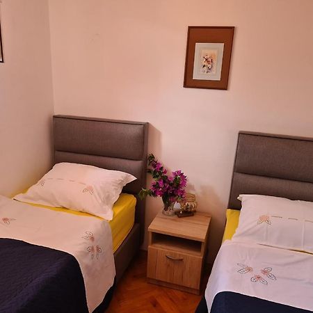 Apartment Bakaric Lussingrande Esterno foto